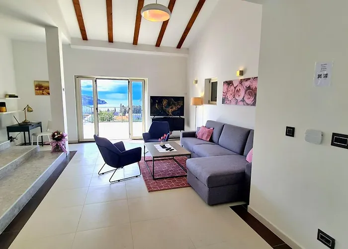 Magnificent New Tofta On Lopud, Croatia. Sea Views From The Infinity Pool 로푸드
