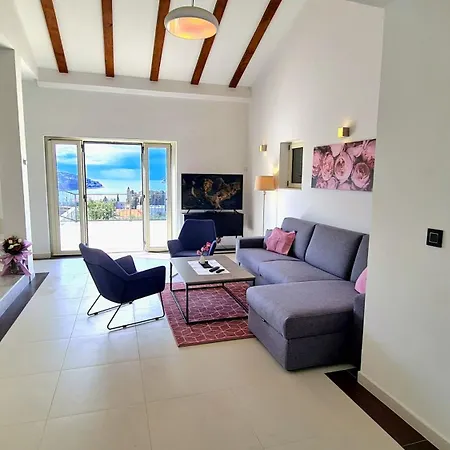 Magnificent New Tofta On Lopud, Croatia. Sea Views From The Infinity Pool 로푸드